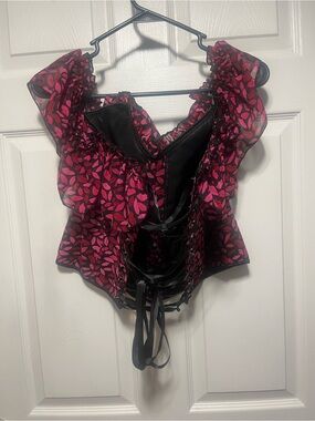 Pink Leaf-Print Lace-Up Women’s Top